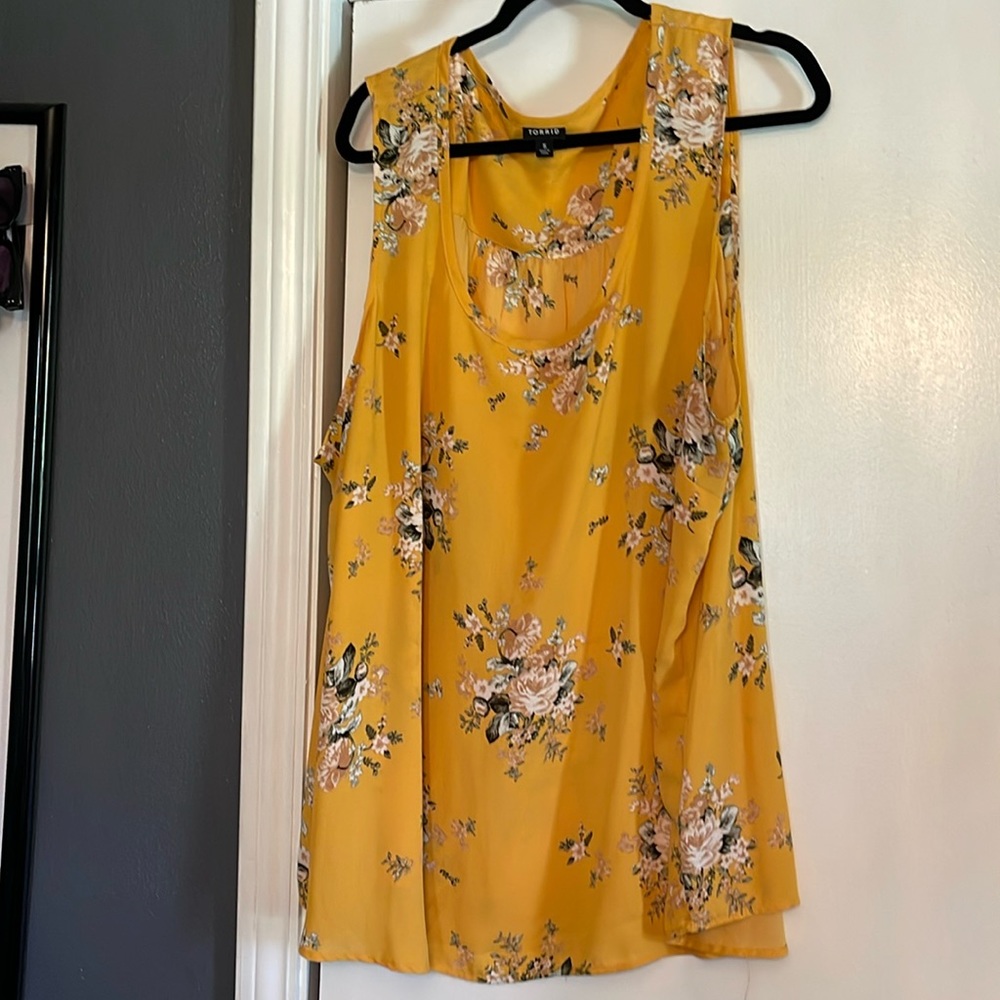 Dress top